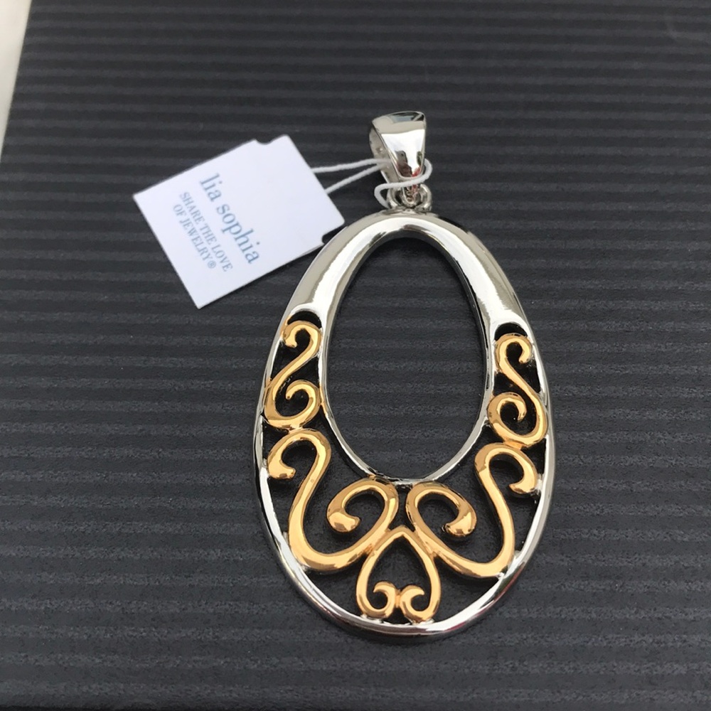 Lia Sophia amazing slide new with tags